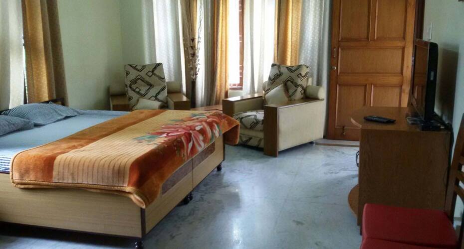 TG Stays Neugal Cafe, Palampur 3